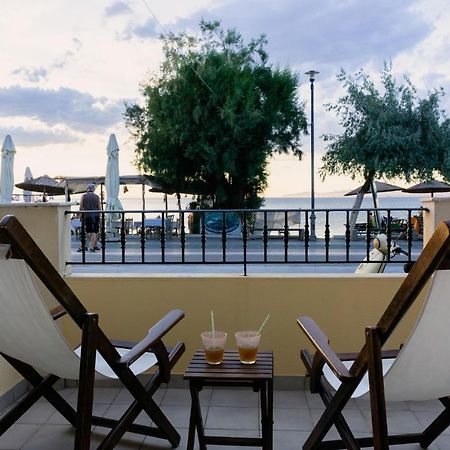 Irene Seafront Apartment نيوي إيبيفاتاي المظهر الخارجي الصورة