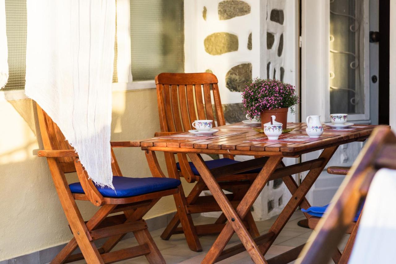 Irene Seafront Apartment نيوي إيبيفاتاي المظهر الخارجي الصورة