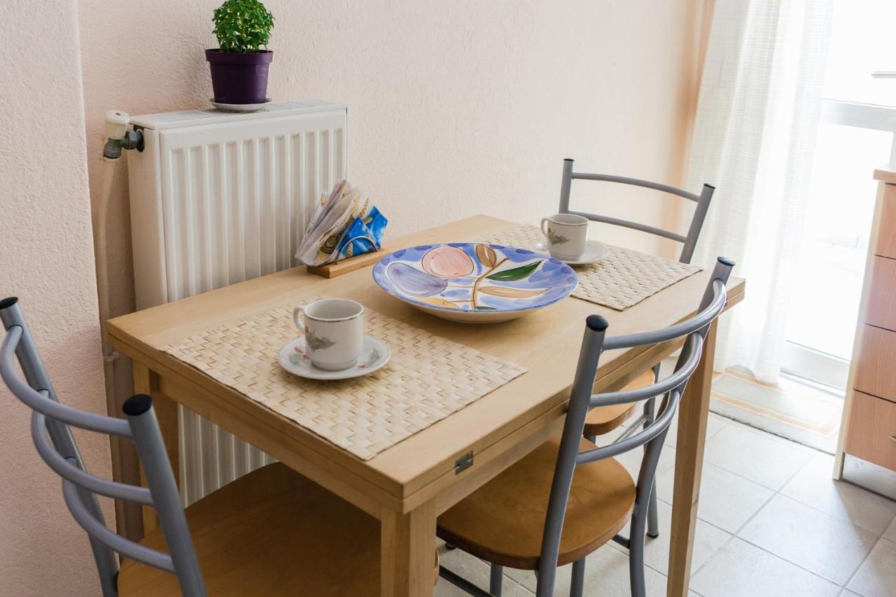 Irene Seafront Apartment نيوي إيبيفاتاي المظهر الخارجي الصورة
