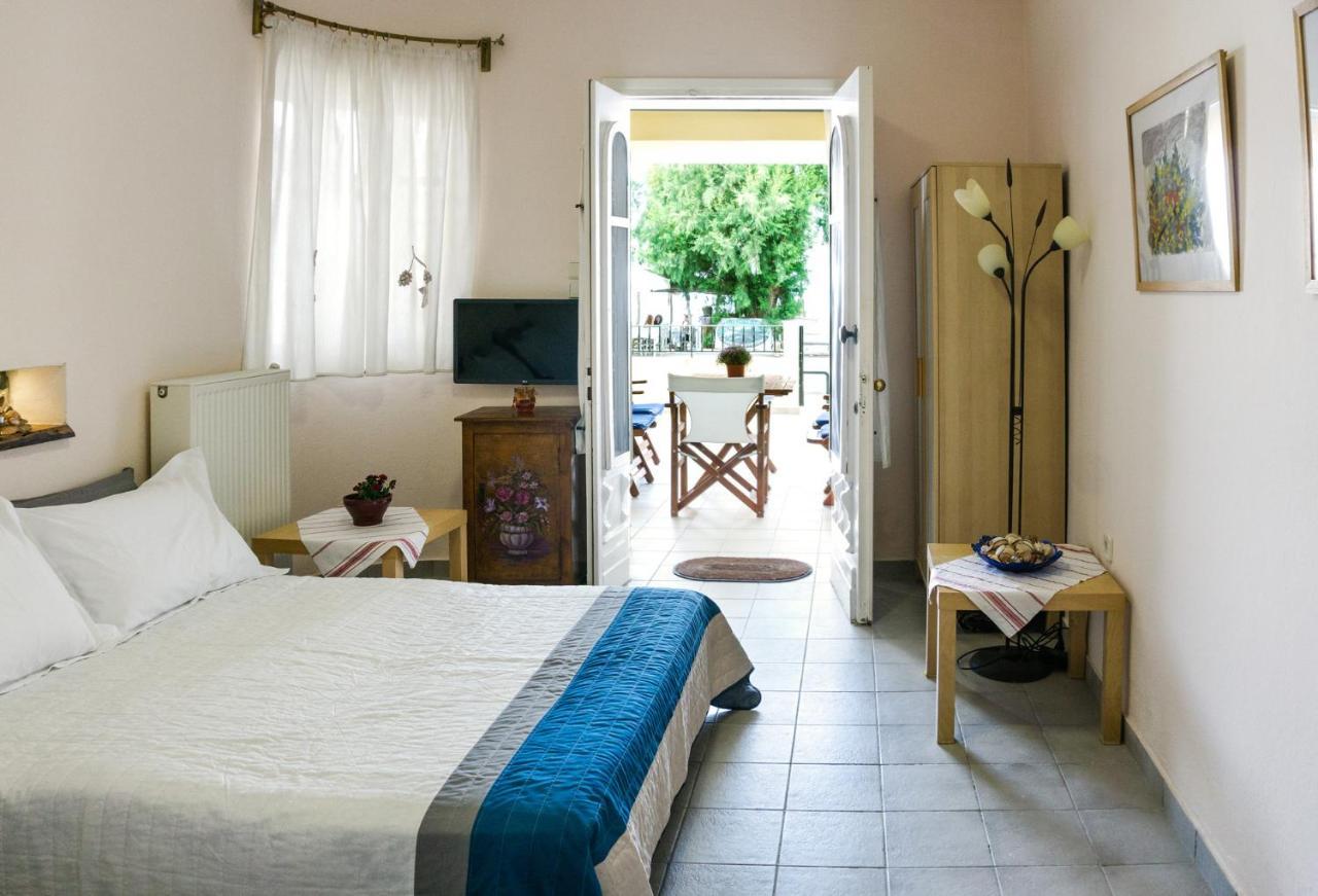 Irene Seafront Apartment نيوي إيبيفاتاي المظهر الخارجي الصورة