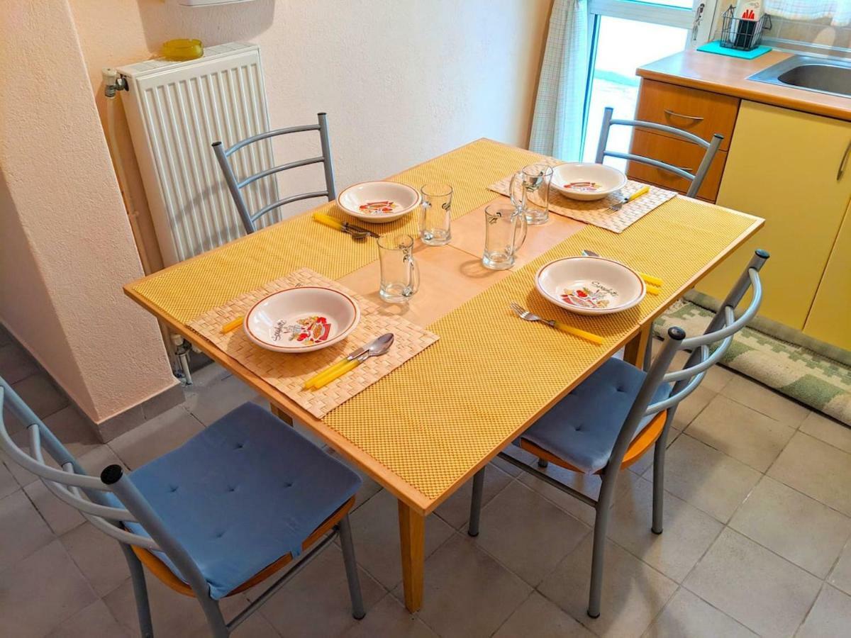 Irene Seafront Apartment نيوي إيبيفاتاي المظهر الخارجي الصورة