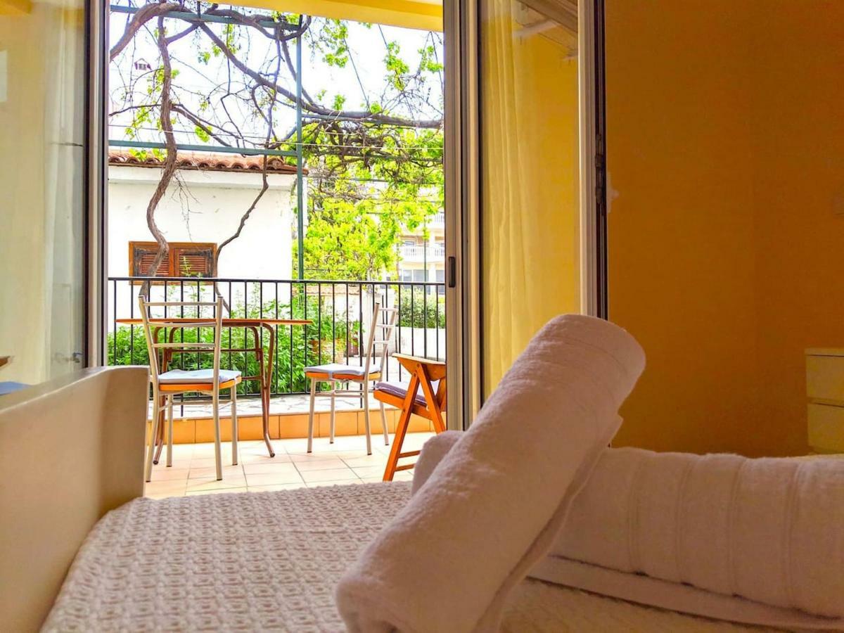Irene Seafront Apartment نيوي إيبيفاتاي المظهر الخارجي الصورة